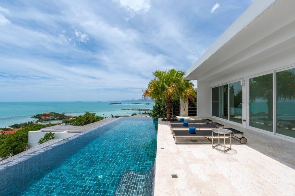 Unique Boutique Residences Praia de Bang Rak Exterior foto